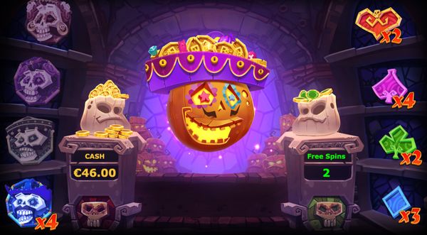 Pumpkin Smash Bonus Features: Smash pumpkins for free spins and multipliers!